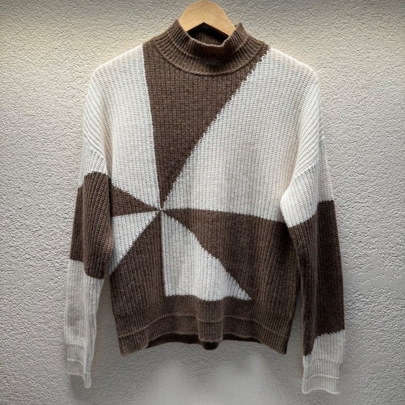The Cashmere Project Sweater Womens Size M Minimalist 100% Cashmere Soft Warm - Picture 2 of 15